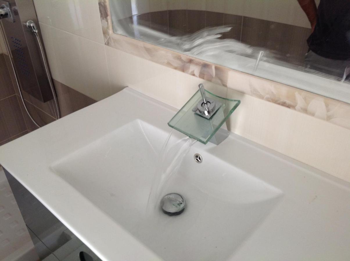 Apartamento El Eden Playa De Gandia Ngoại thất bức ảnh